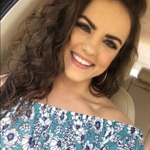 Meet your Posher, Ansley